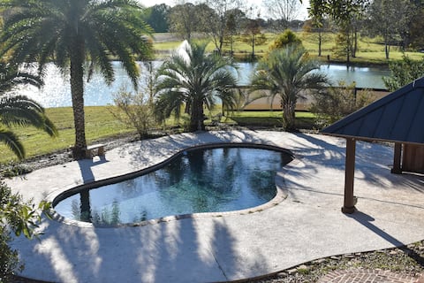 Youngsville Retreat With Pool