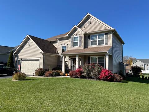 Spacious, open layout 5 bedroom home.