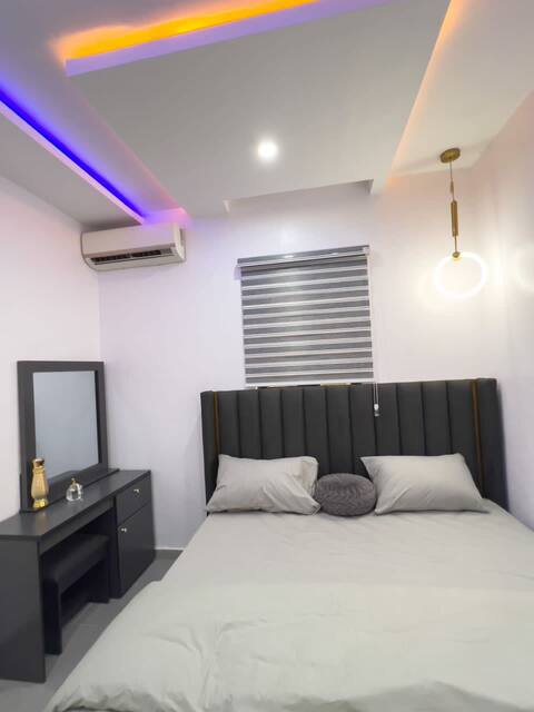 Tastefully finished 1 bedroom GRA