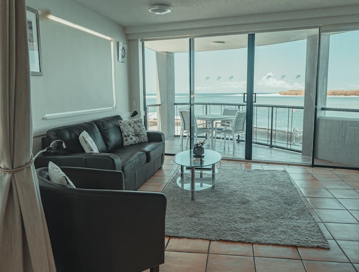 1-bedroom Waterfront Apartment - Caloundra