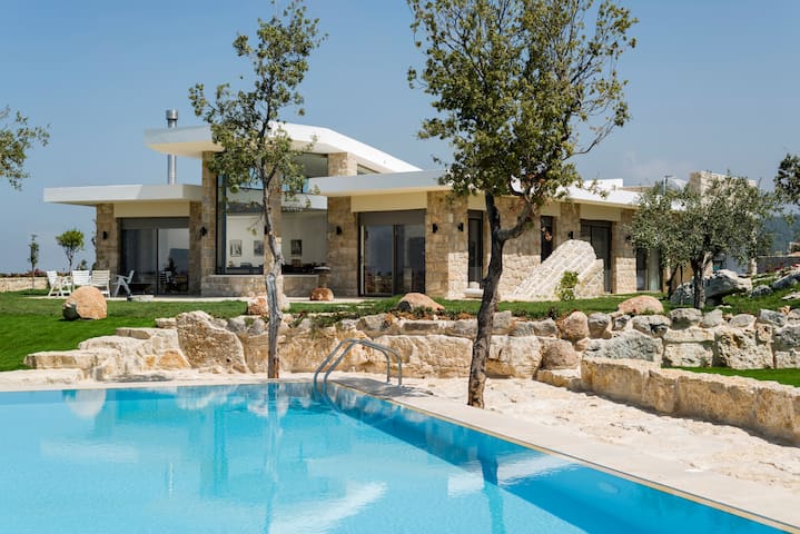 Rouf Stays managed Airbnb listing 1