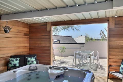 Chic house/Jacuzzi near Locmaria beaches