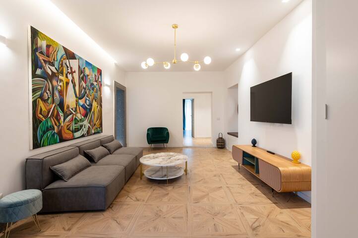 Trevi Luxury Design Apartment with Terrace gallery image 4