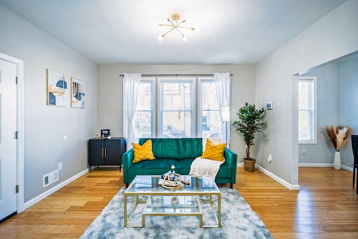 Newark 3-bedroom Apartment Suite | Nyc Ewr - Newark, NJ