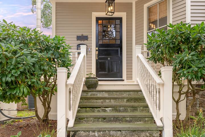 Historic modern in downtown