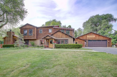 7 BR(sleeps 20) Luxury Cabin w/hottub