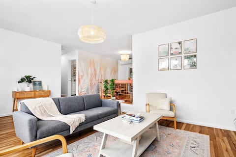 Heaven in Hull! WALK to the Beach!