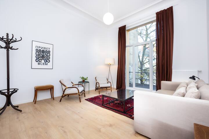 Best place for family, colleagues or friends gallery image 3