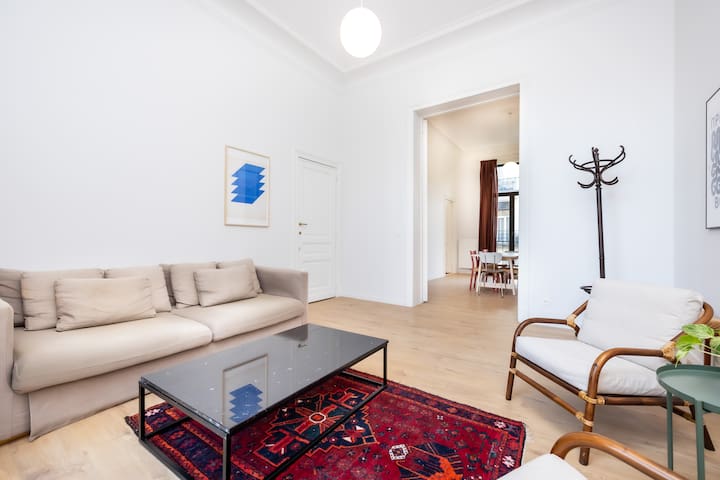 Best place for family, colleagues or friends gallery image 2