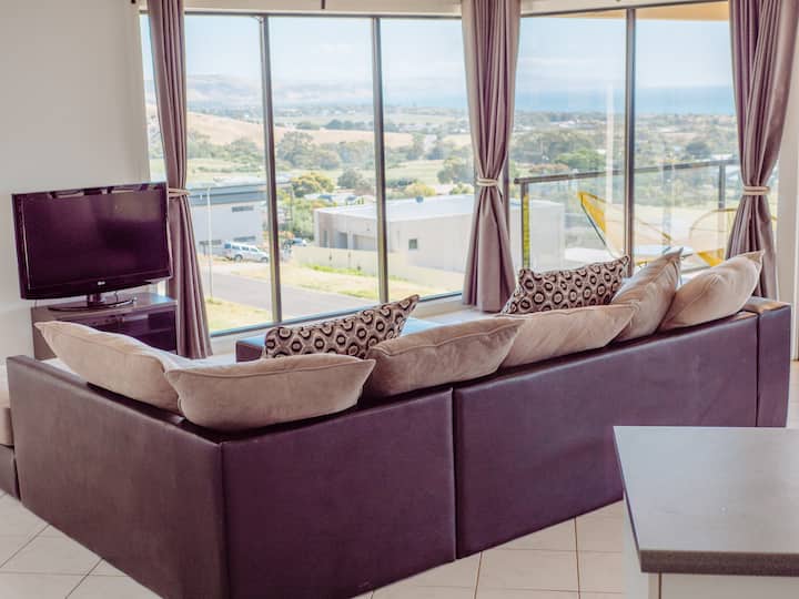 Sunset And Sea Views - Getaway For Two - Normanville
