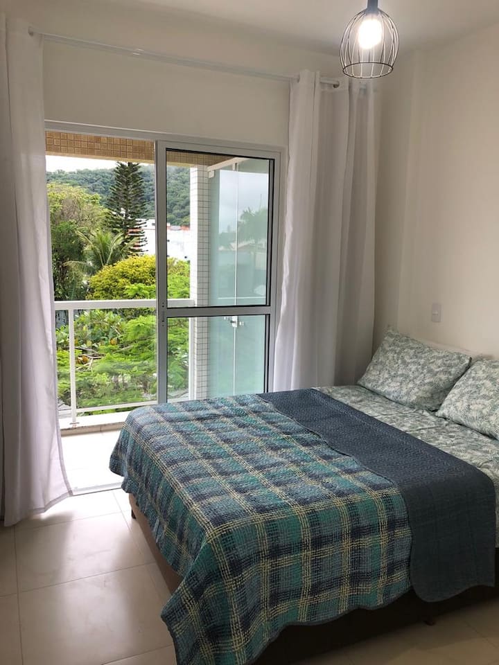 Excelente apartamento em Caiobá/PR a 450 m do mar!, Matinhos