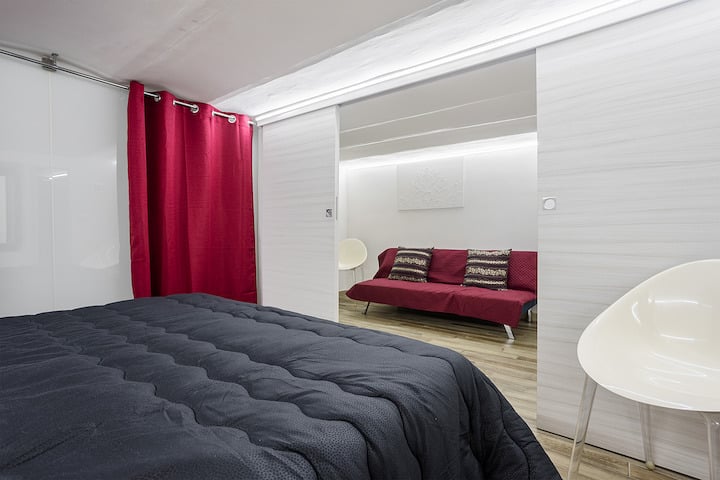 Room Apollo Alpalcata