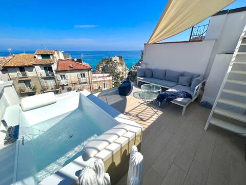 Luxury in the heart of Tropea-Residenza Aqualaguna