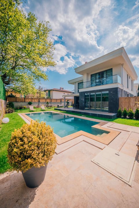 New Balturk Royal Villa