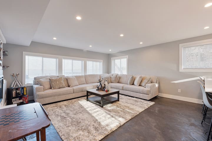 # Lake Home for all occasions gallery image 2