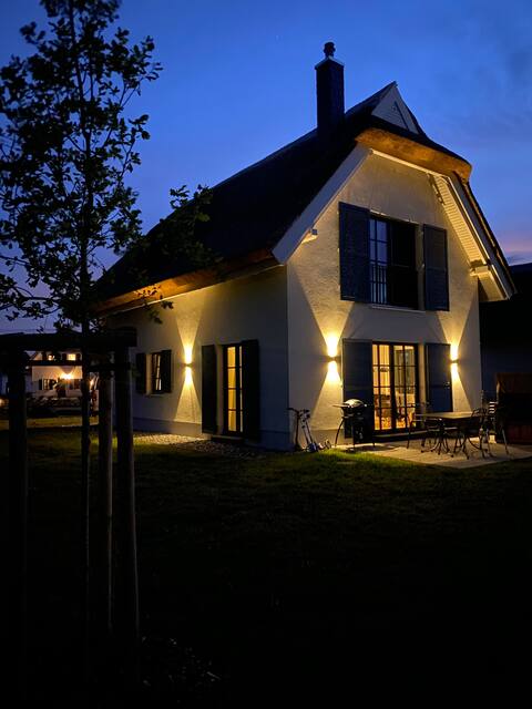Reethaus' Meerzeit '- 3 bedrooms, sauna, fireplace