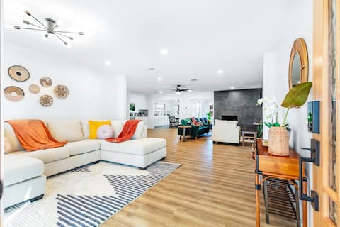 Beautiful & Cozy! 15 Mins From Cowboys Stadium/DFW