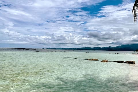 Spacious 4Br Beachside Getaway at Playa Escondida
