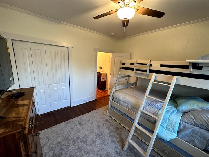 غرفة النوم 1