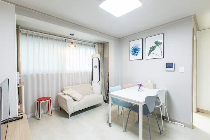 Hongdae 3br House, 7 Mins To Hongik Univ Stn - Seoul