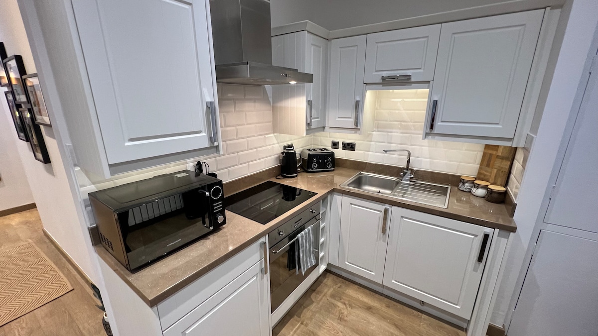 St Benedict's - Premium City Center Apartment