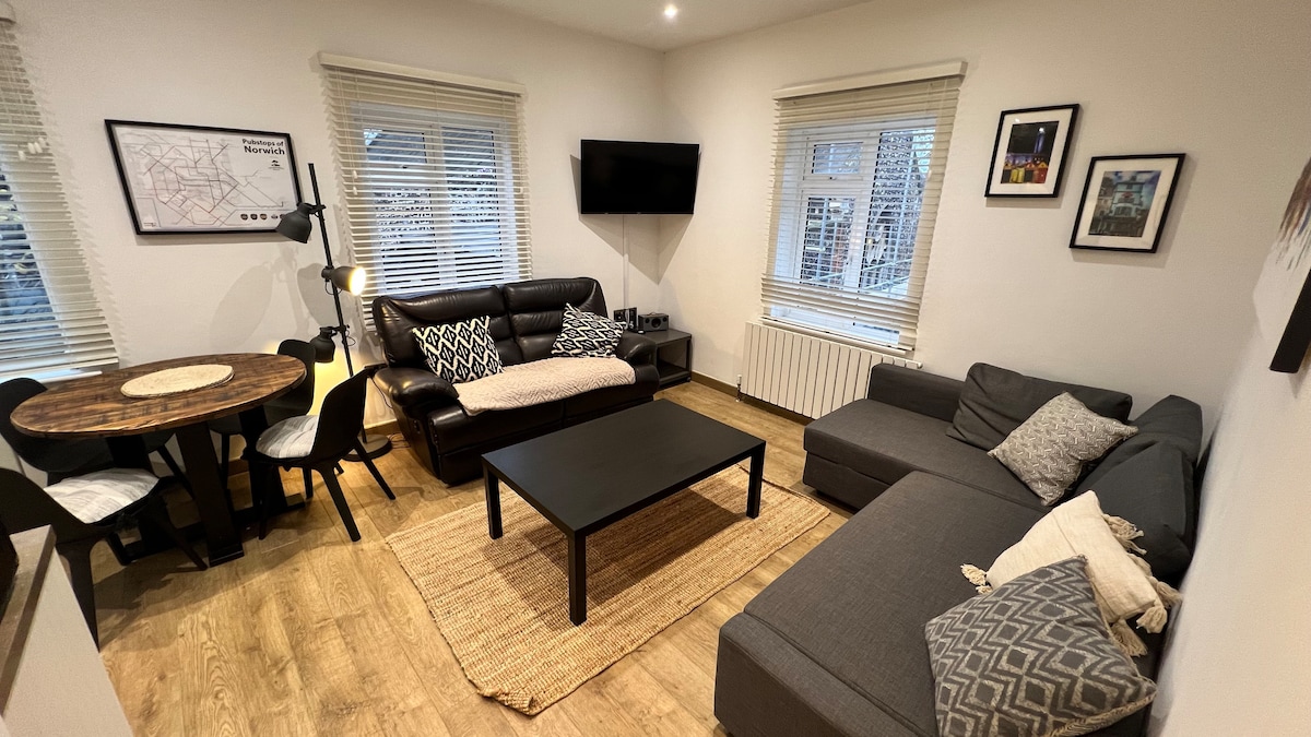 St Benedict's - Premium City Center Apartment