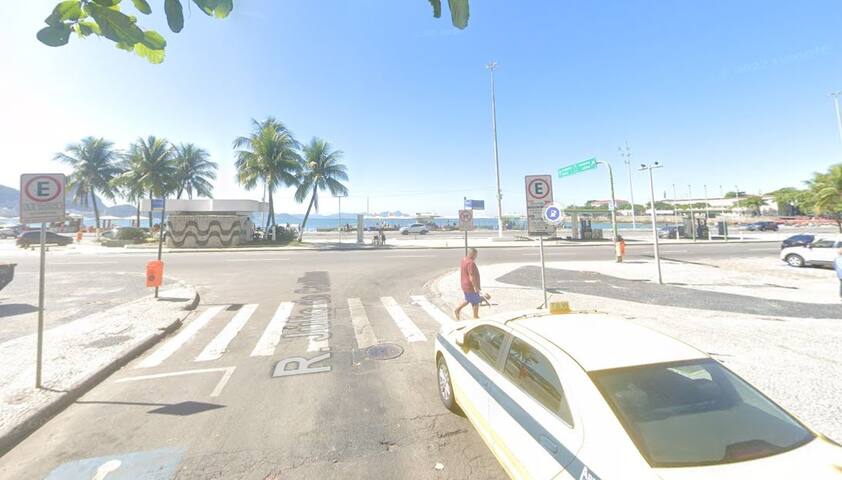 Conforto na quadra da praia de Copacabana /posto 6 gallery image 4