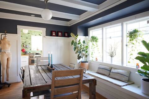 Modern Vintage Garden Bungalow