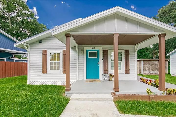 Seminole Heights Cottage - Tampa, FL
