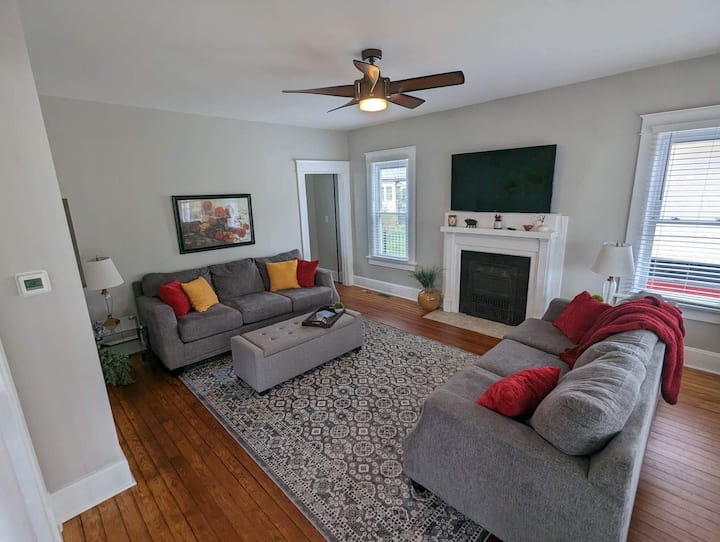 Entire Home In Historic District - Mount Vernon, OH