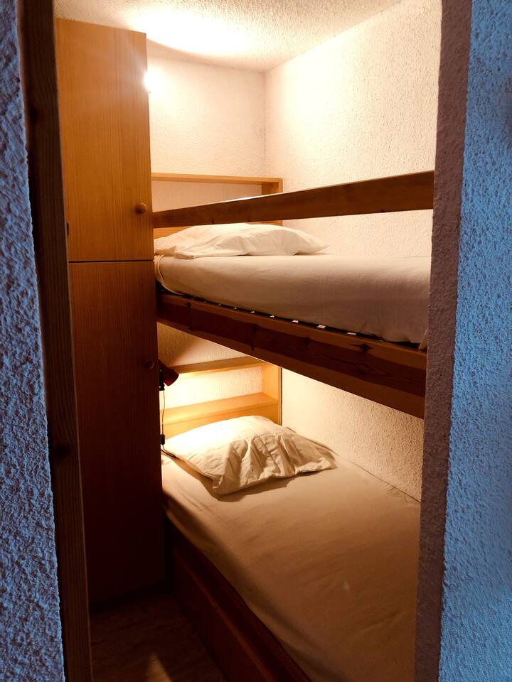 Планинско катче со складиште