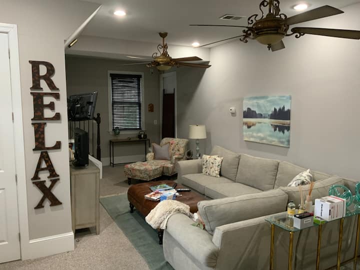 25+ walk friendly acres Guesthouses for Rent in Upper Marlboro