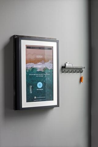 Spectacular Views 3 Bedroom Home w/ Rooftop, AC gallery image 5