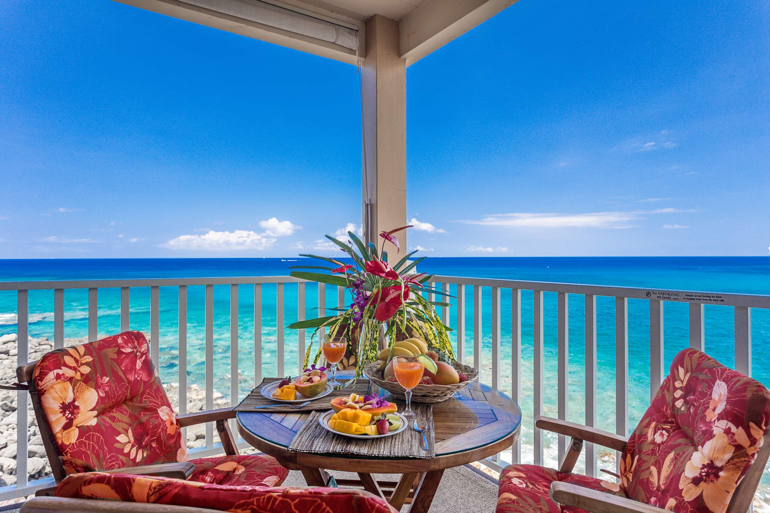 Direct oceanfront condo with AC @ Sea Village - Image 1