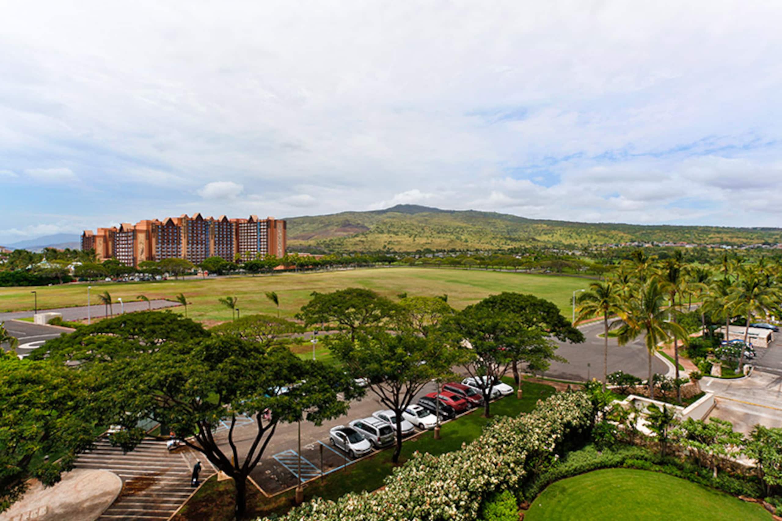 Condo in Honolulu County · ★4.97 · 2 bedrooms · 3 beds · 2 private baths - Image 7