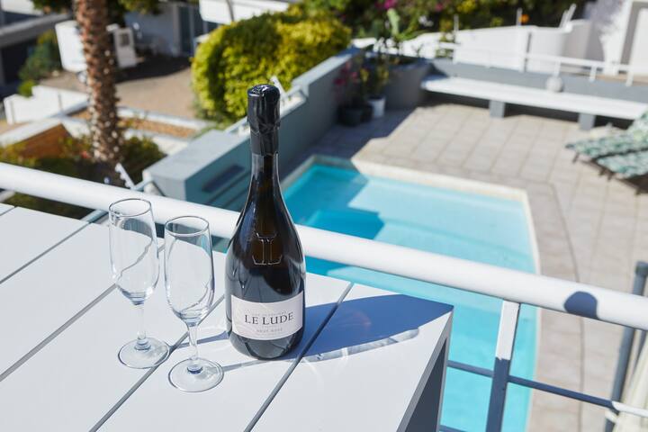 Large Scandi Styled House with Pool, Ocean Views gallery image 3