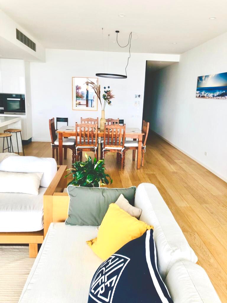 Top performing Airbnb: Luxury Beach Front Townhouse in Brighton