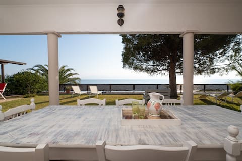 Villa Cortesia Maritima - seaside & private