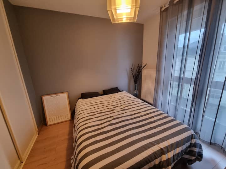 საძინებელი 1