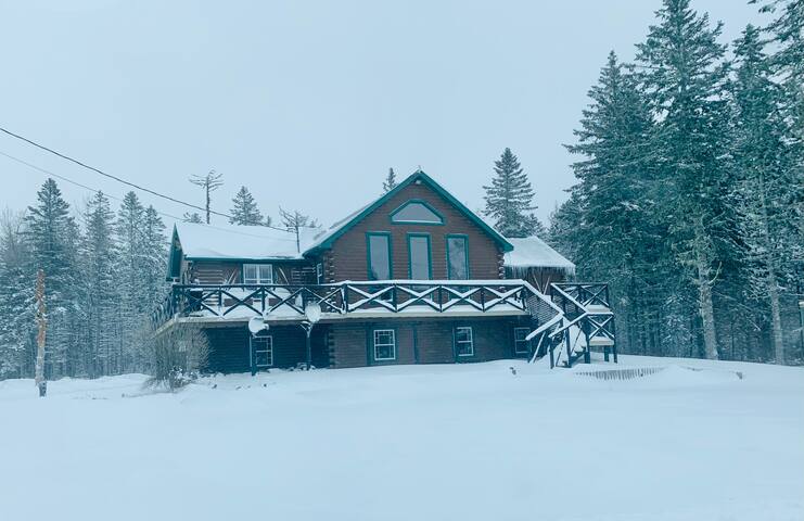 Fundy Gate Chalet gallery image 2