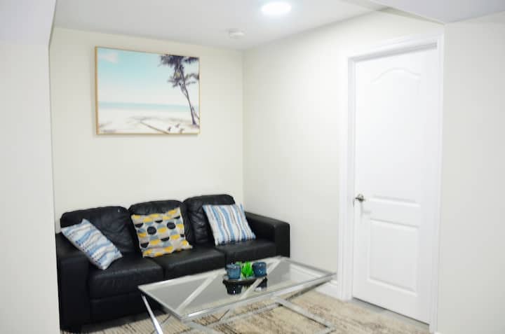 Two Beautiful Bedrooms - Brampton