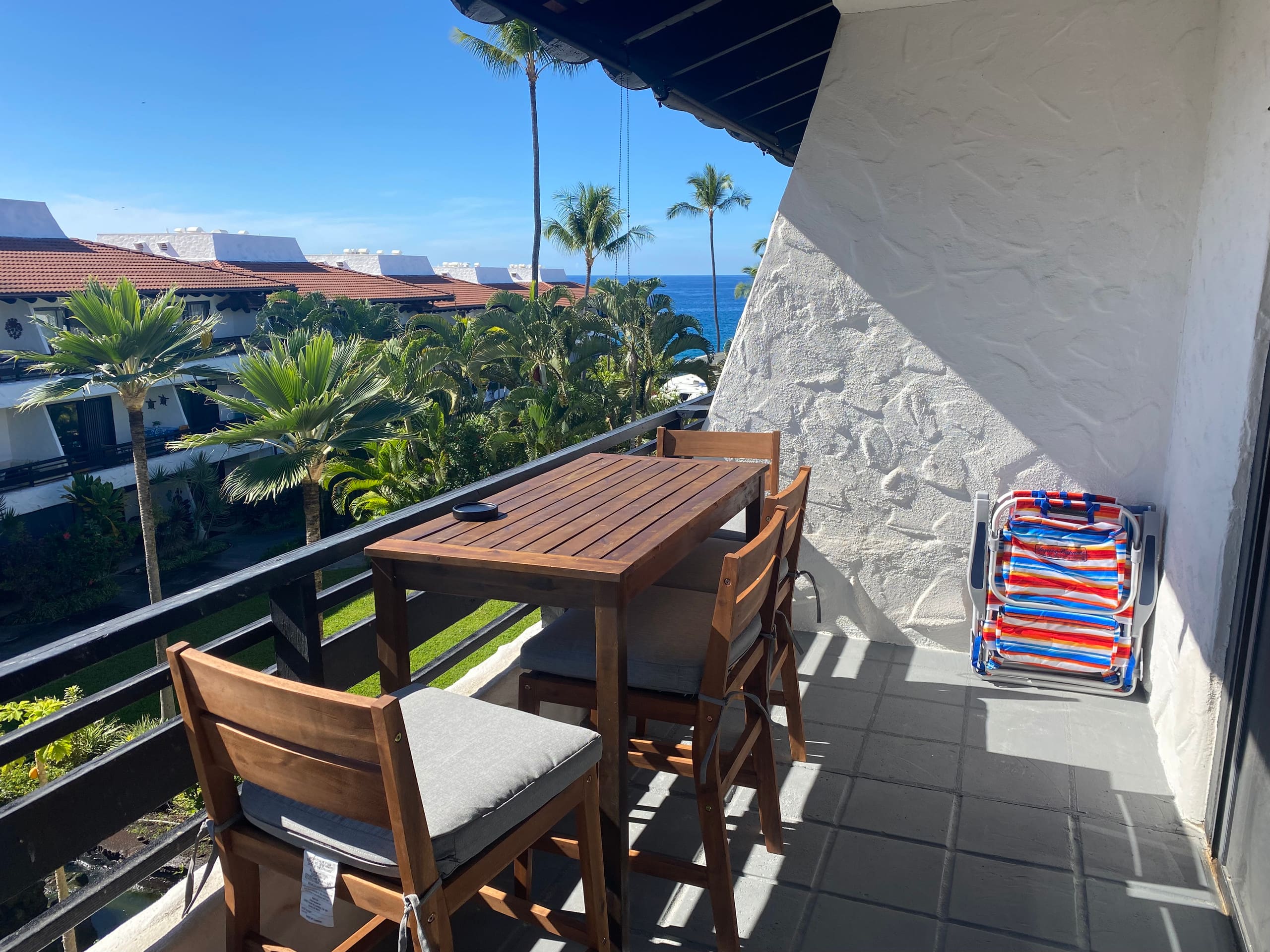 Condo in Kailua-Kona · ★4.96 · 1 bedroom · 2 beds · 1 bath - Image 12