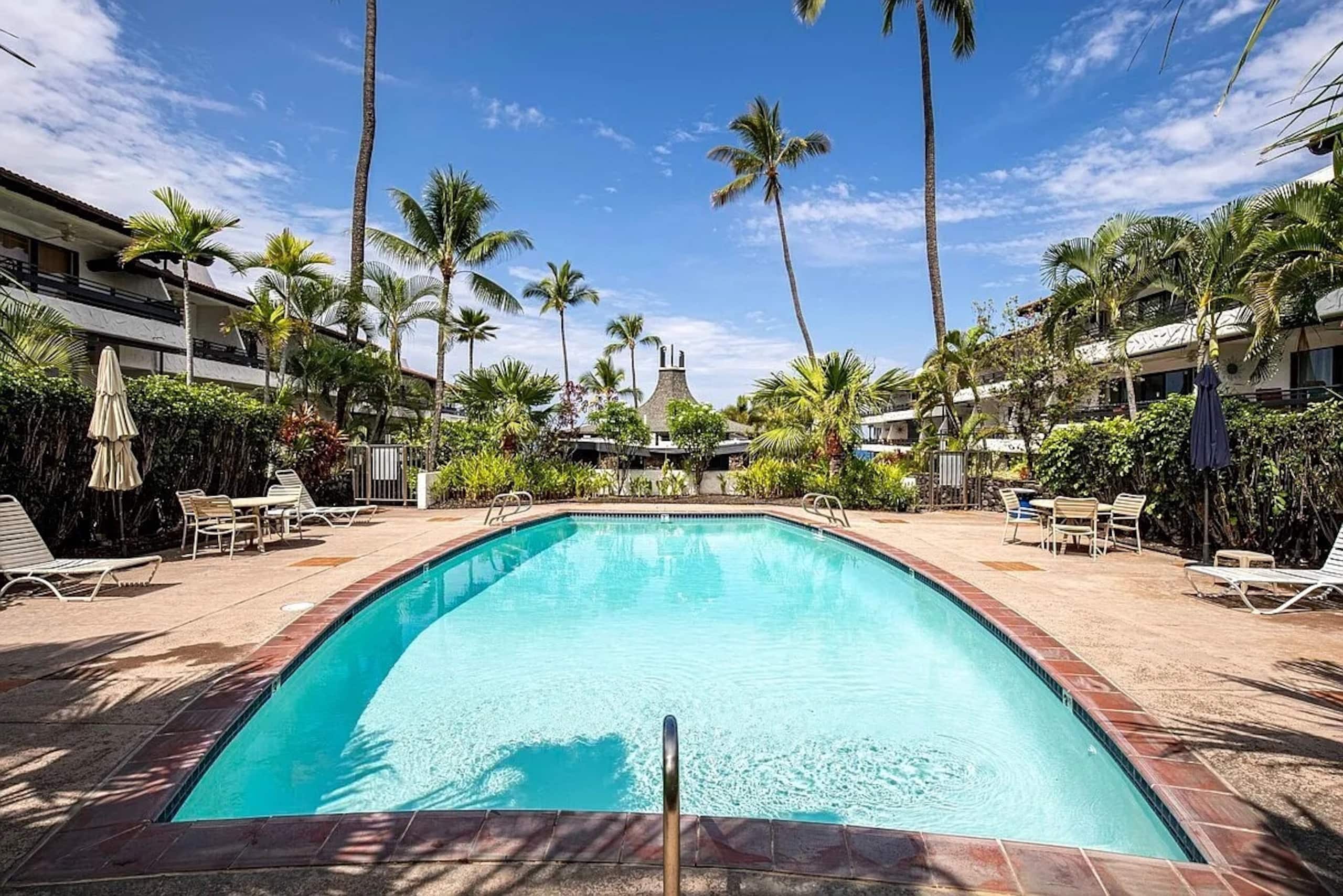 Condo in Kailua-Kona · ★4.96 · 1 bedroom · 2 beds · 1 bath - Image 23