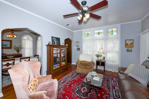 Popular Airbnb listing: Quaint Historic Home Near Downtown in Near Northwest