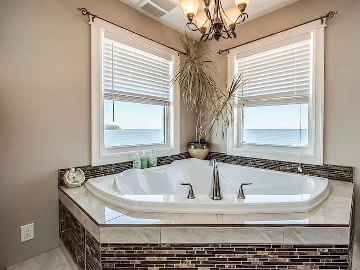 Indoor Jet Tub