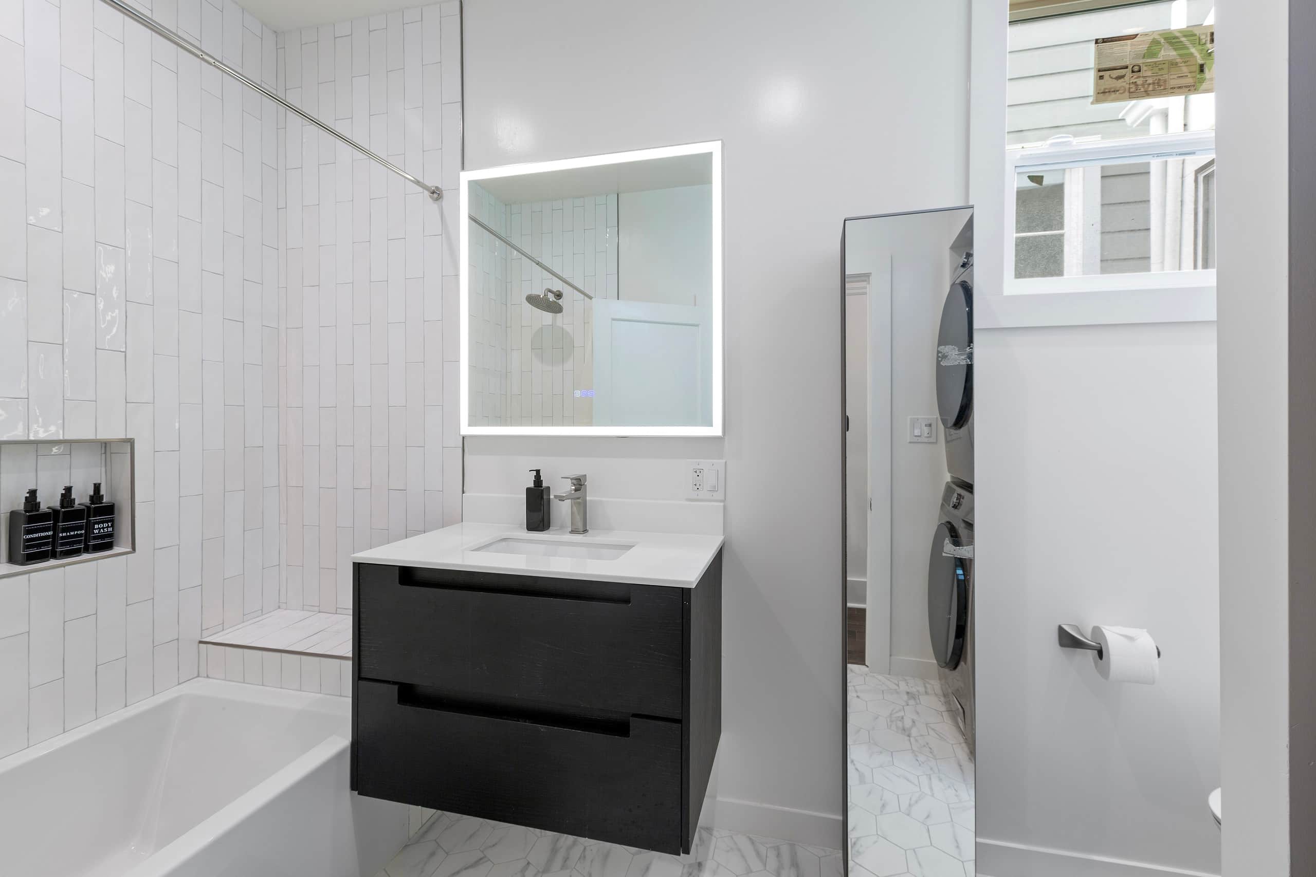 Home in San Francisco · ★4.9 · 3 bedrooms · 3 beds · 2 baths - Image 25