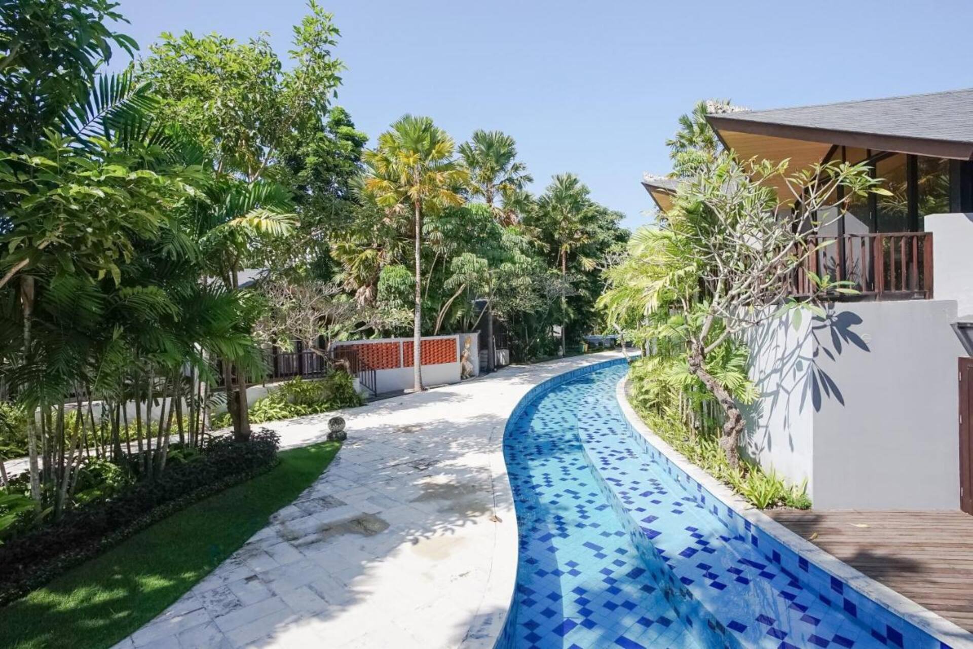Minimalist Wooden Nook 2 Bedroom Private Villa in Nusa Dua 3
