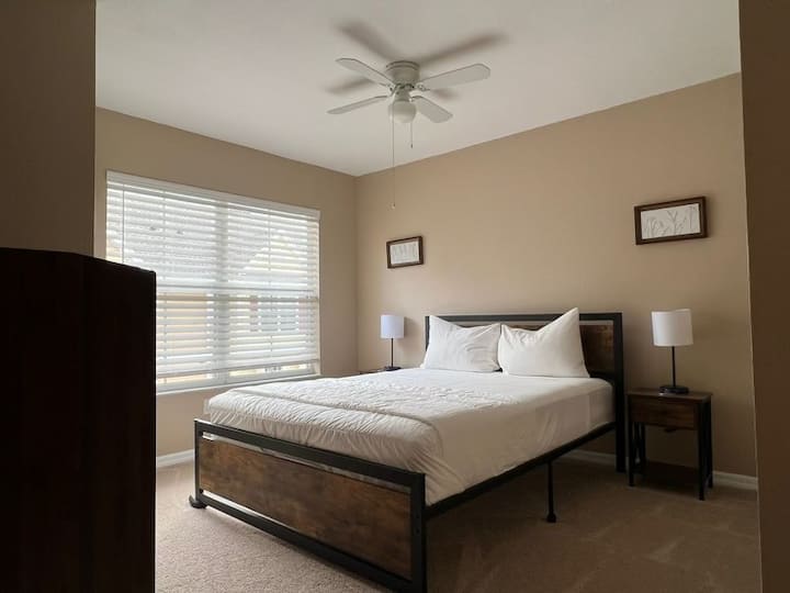 Брачен кревет (широк 150-179 см) - втор кат