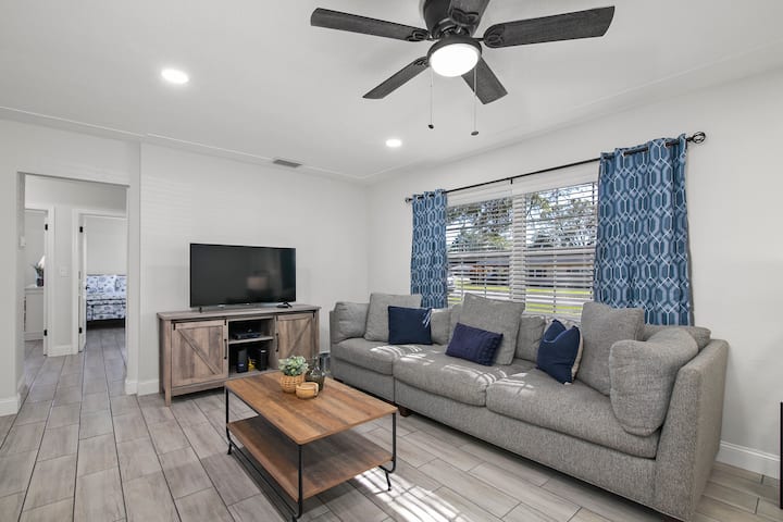 Spacious Home In West Bradenton - Longboat Key, FL