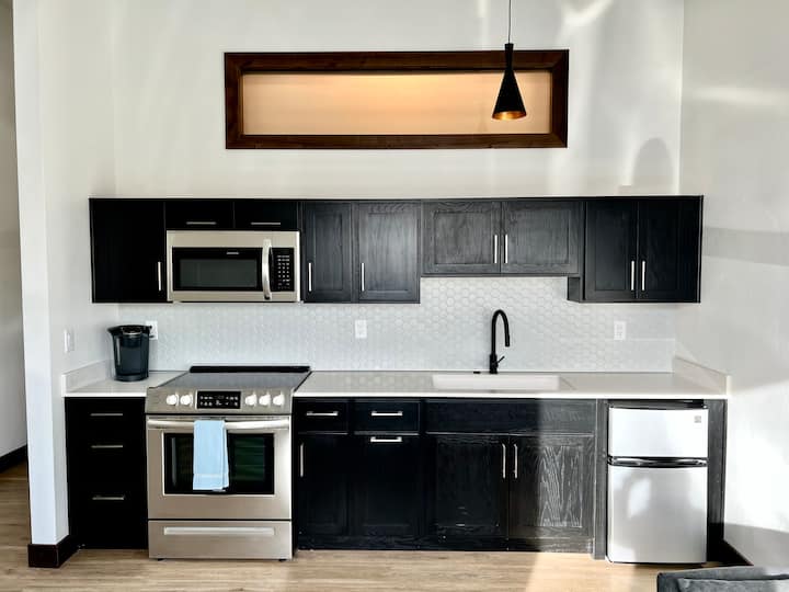 Brand New Studio Near Glacier Park (113) - Columbia Falls, MT